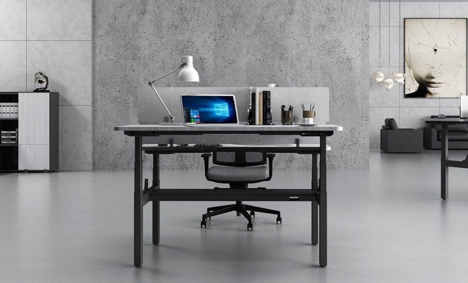 Height Adjustable Desk vs. Fixed Height Desks