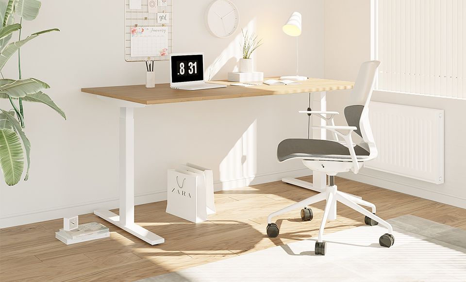 What Accessories You Need On Your Working Desk?