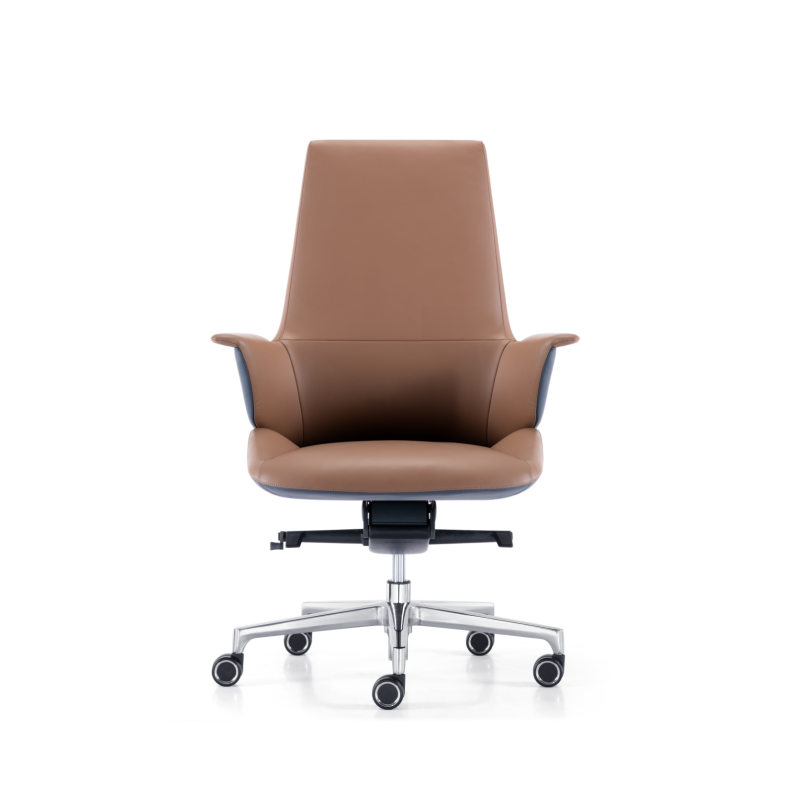 M12M Leather Chair – Sophisticated Comfort, Italian Precision