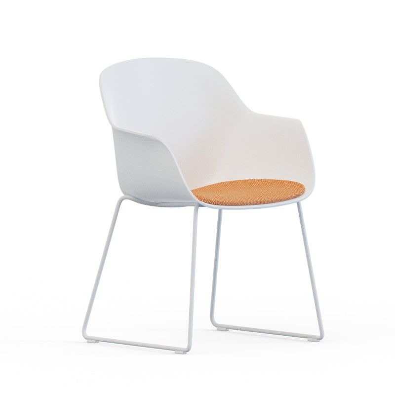 Tub‑SI‑SF Lounge Chair – PP Shell · Soft Seat Cushion · Metal Sled Base